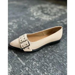 Pavement Saso sko i taupe lakskind