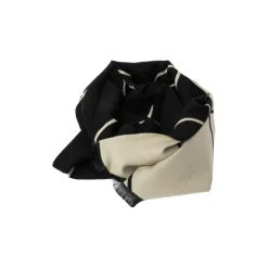 RE:DESIGNED Scarf 13 tørklæde i sort