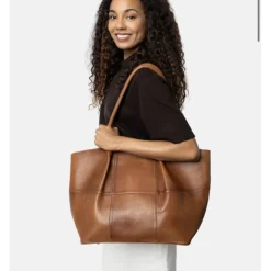 RE:DESIGNED Taske Mane Big Walnut