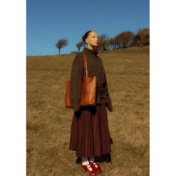 RE:DESIGNED Taske Marlo Walnut