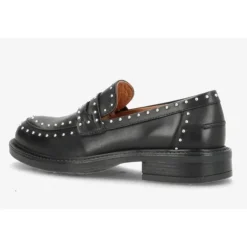 Shoedesign Lashes Loafer i sort skind med nitter