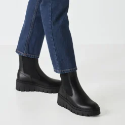 Tamaris 25489 chelsea støvle i sort skind