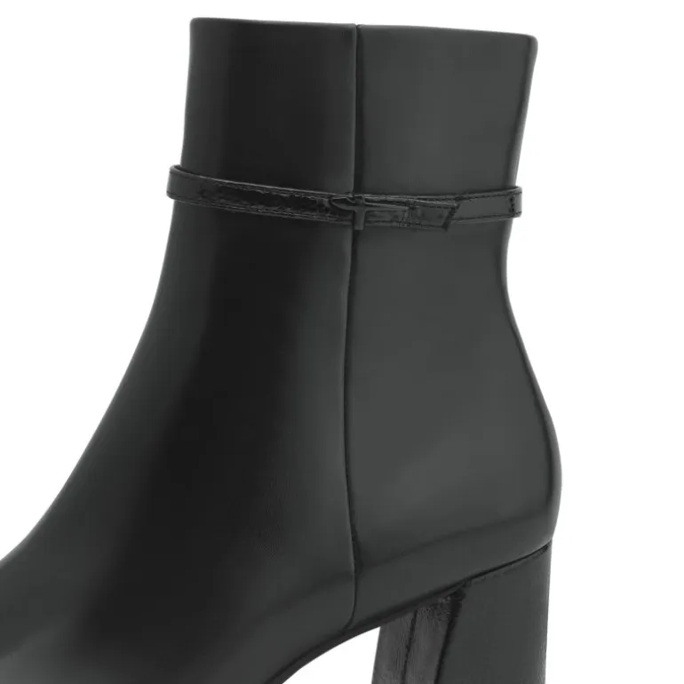 Tamaris 25336 støvle i sort skind