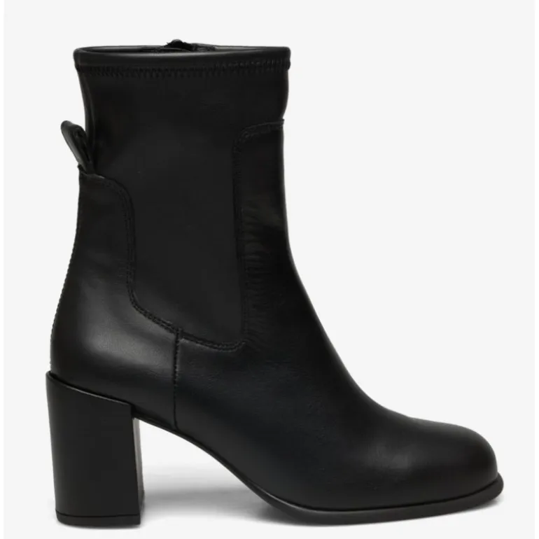 Unisa NIVEL støvle i sort skind med hæl