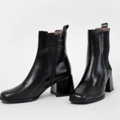 Wonders H-6403 støvle i sort patent skind med blokhæl